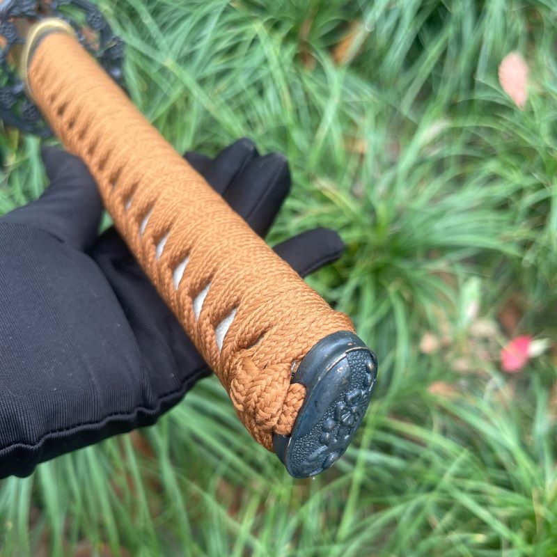 Crimson Fang|Handmade katana japanese samurai 1095 high carbon steel clay tempered hamon full tang