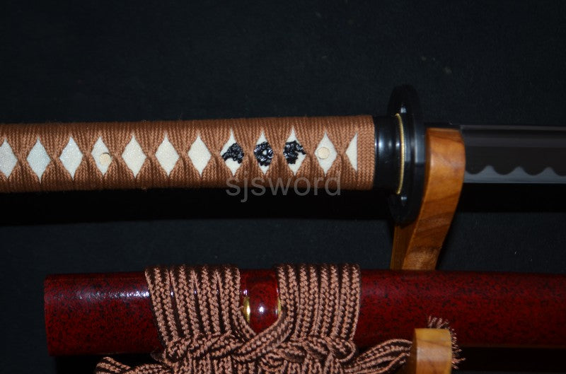 Ironhowl Fang Katana – Clay Tempered Manganese Steel Sword for Practical Use