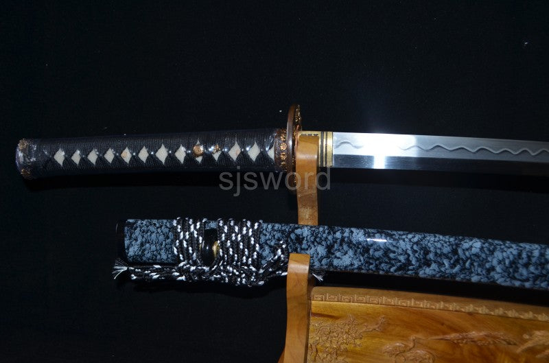 Authentic japanese samurai katana sword full tang T10 steel clay tepmered blade