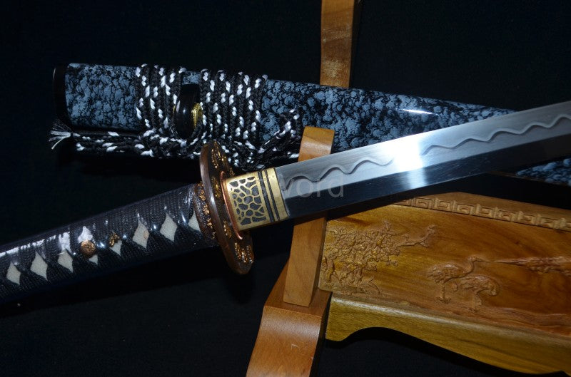 Authentic japanese samurai katana sword full tang T10 steel clay tepmered blade