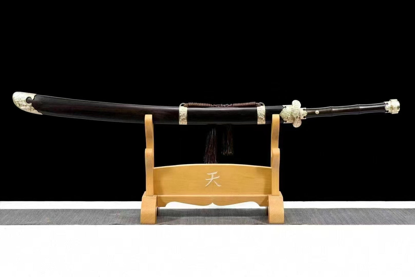 Chinese top quality Ancient Sword folded pattern steel handcraft best for collection