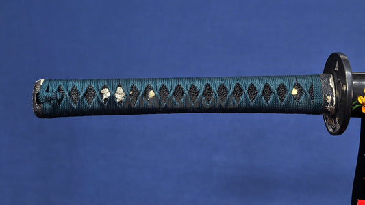 Katana Honsanmai Clay Tempered lacquer Painting Saya japanese sword full tang