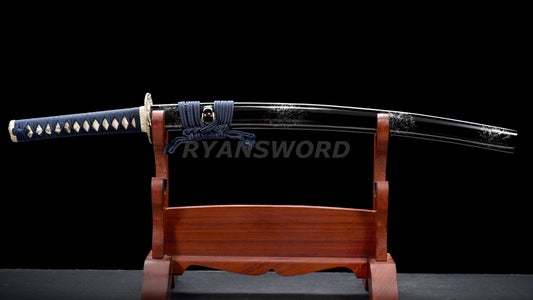 Japanese Wakizashi Silver Tsuba Clay Tempered Unokubi-Zukuri Blade Battle Ready