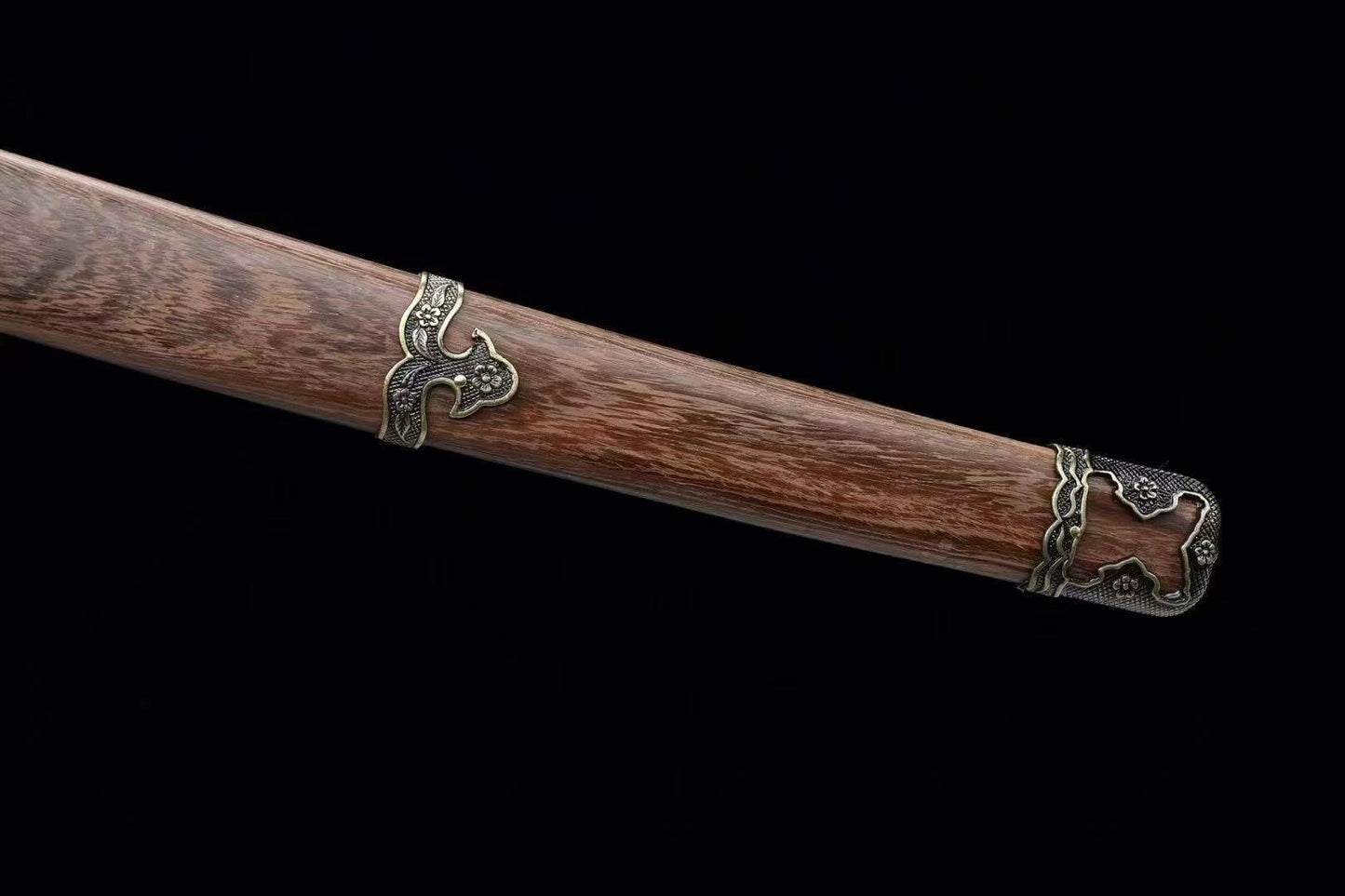 Tachi Sword Clay Tempered Copper Fittings full tang sharp japanese samurai