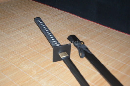 Obsidian Gale Katana – Precision Forged with 9260 Spring Steel