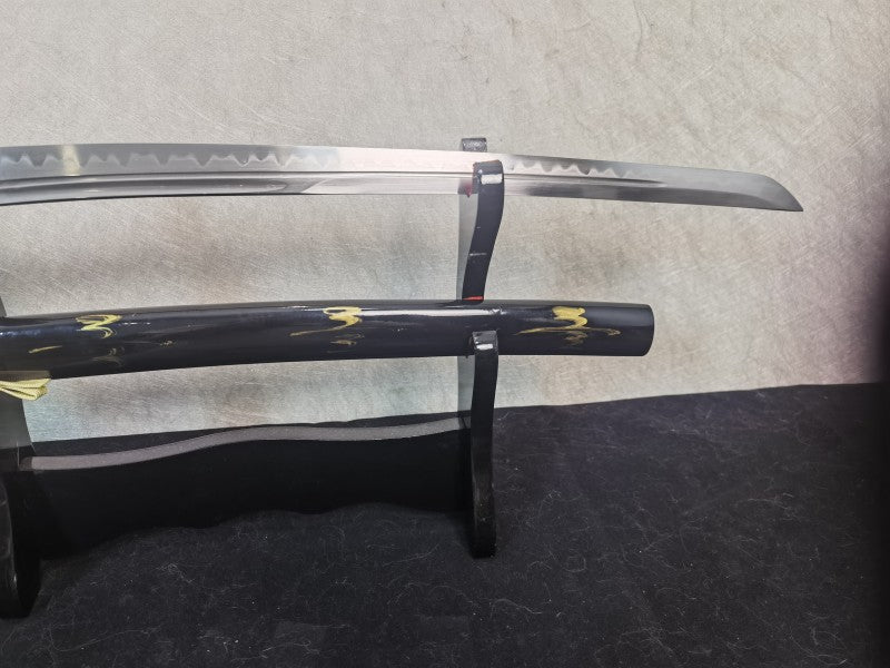 Lightning Vein Wakizashi — Damascus Folded Steel, Unokubi-Zukuri