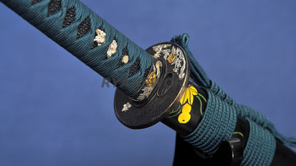 Katana Honsanmai Clay Tempered lacquer Painting Saya japanese sword full tang